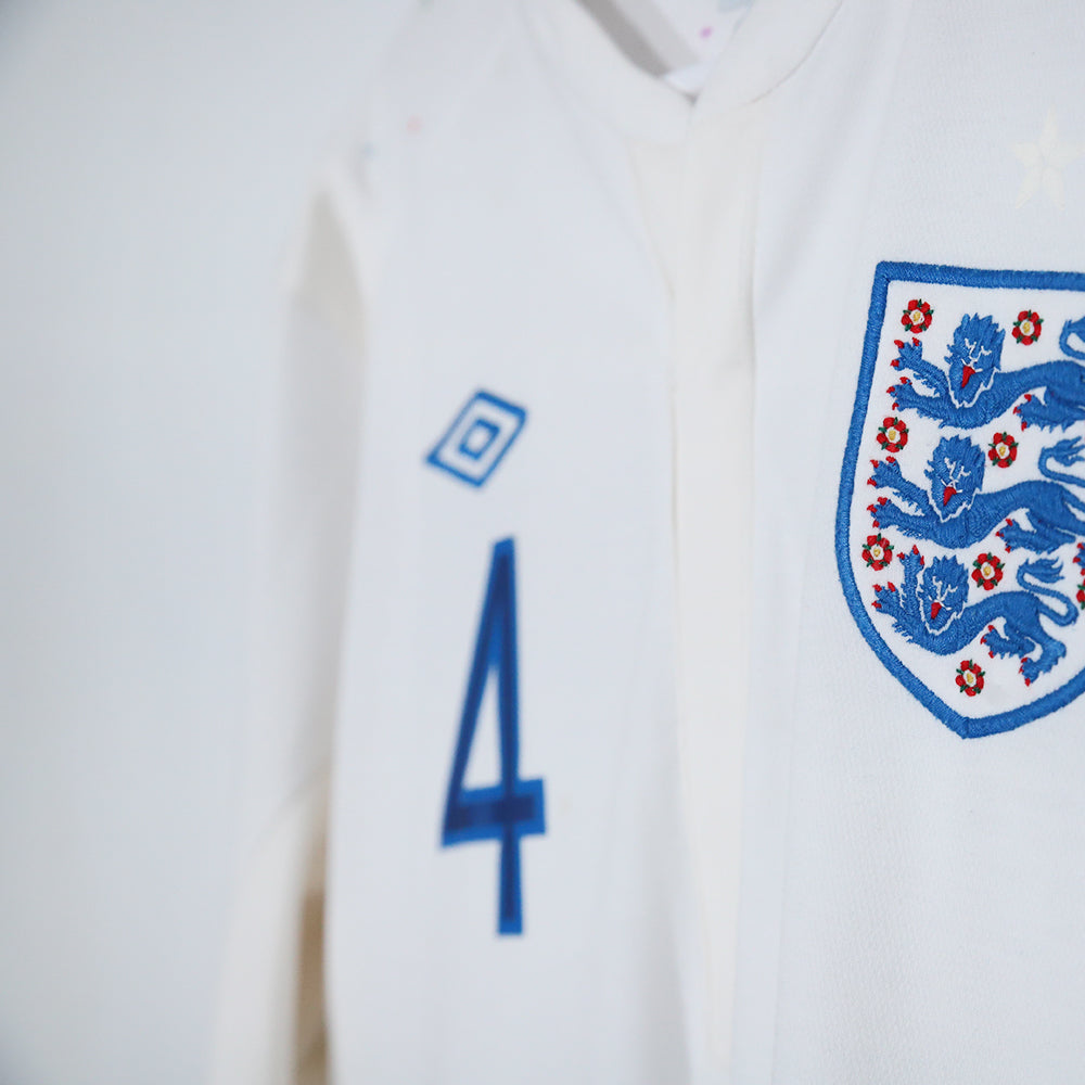 2012 England #4 Gerrard Home Jersey