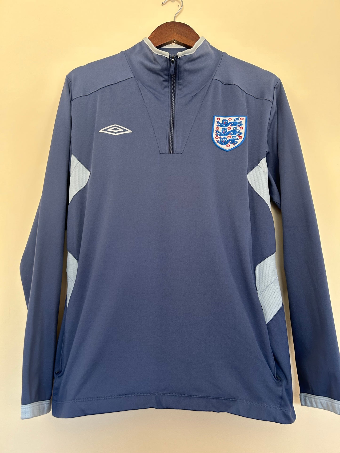 England 09/10 Training Top By Umbro