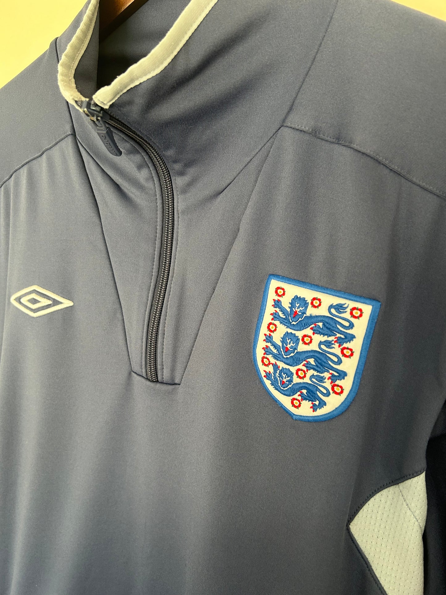 England 09/10 Training Top By Umbro
