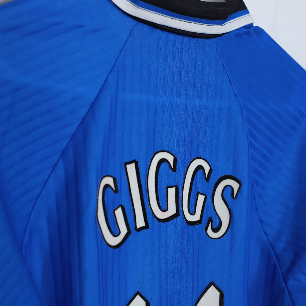 1997/98 Manchester United #11 Giggs Third Jersey
