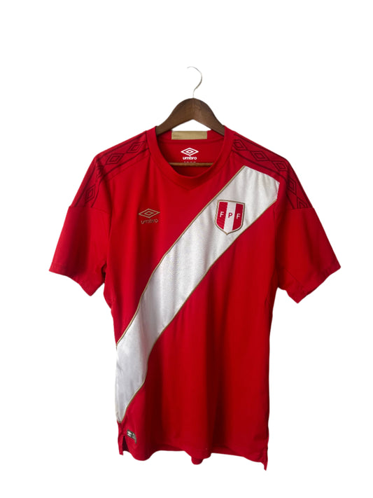 17/18 Peru National Team Away Kit By Umbro