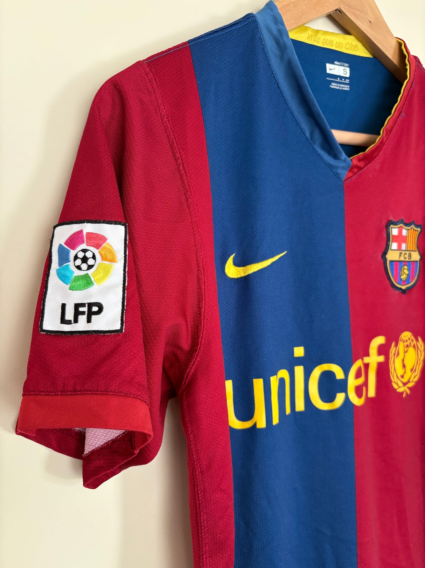 FC Barcelona 06/07 Home Kit By Nike