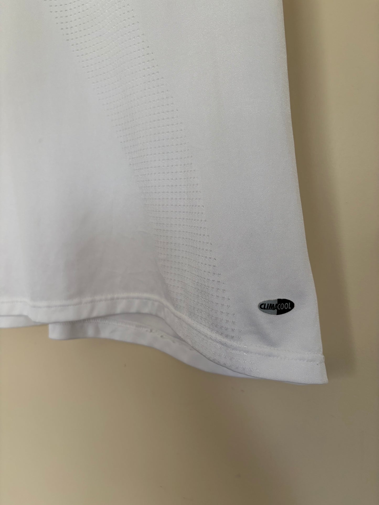 Real Madrid CF 08/09 Home Jersey by Adidas