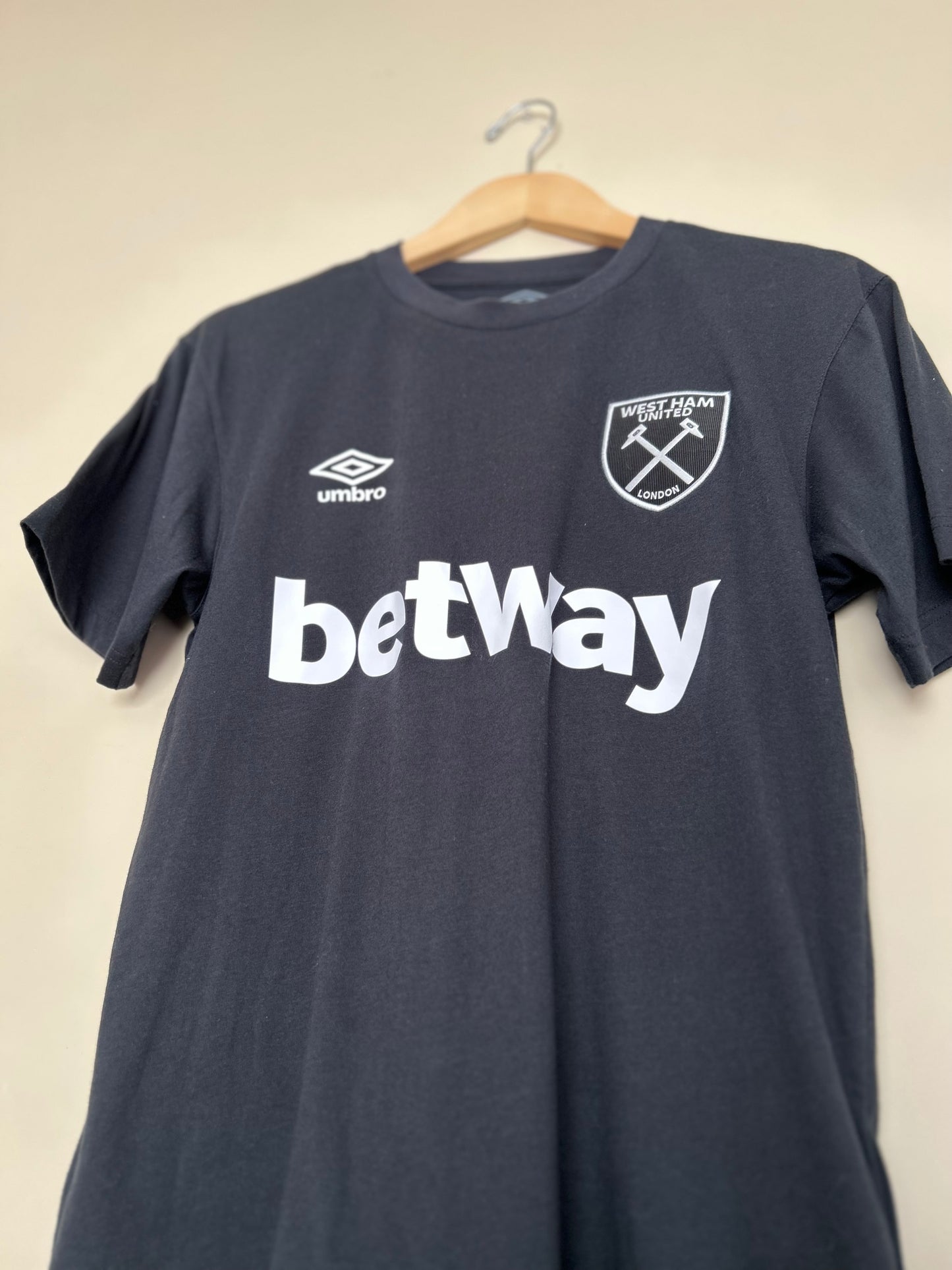 West Ham United 19/20 Umbro Away Shirt