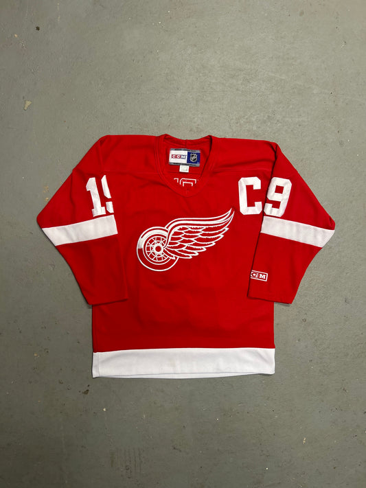 97/98 Detriot Red Wings *Yzerman* Home Jersey By CCM